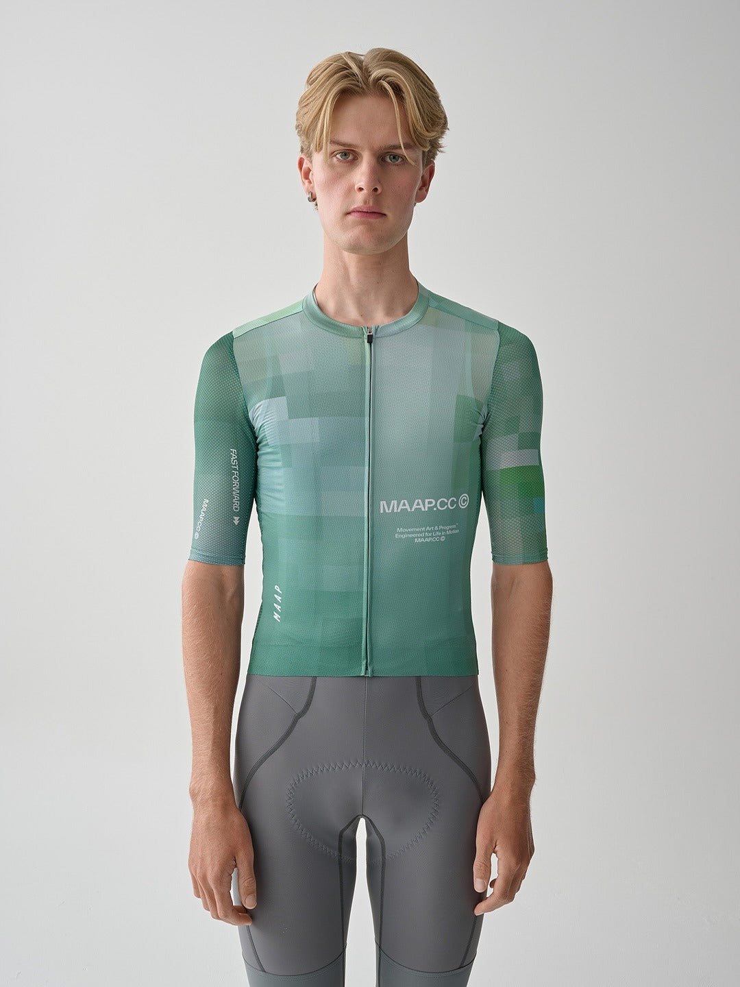 MAAP Blurred Out – YW Collection