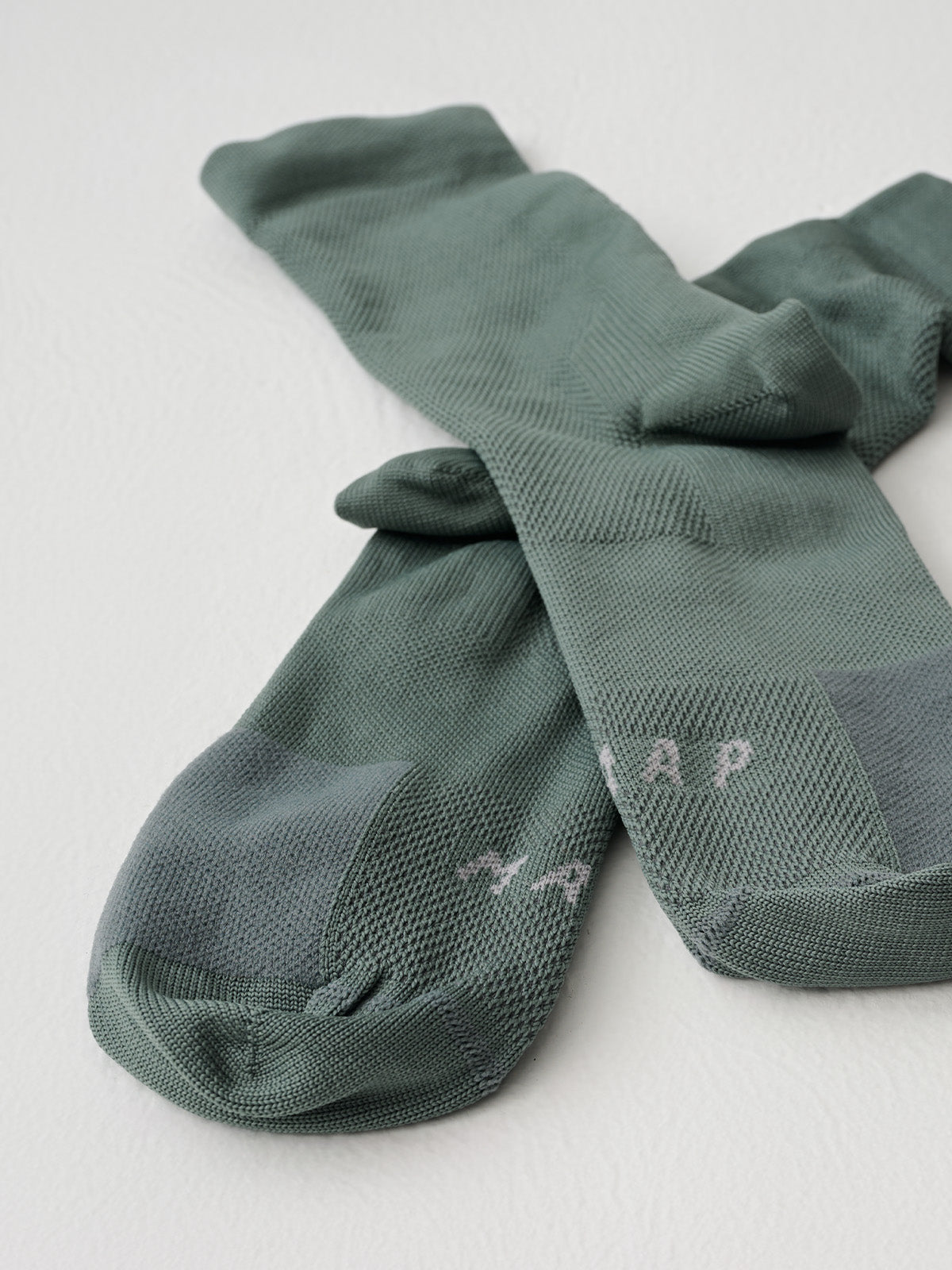 Division Mono Sock Balsam Green