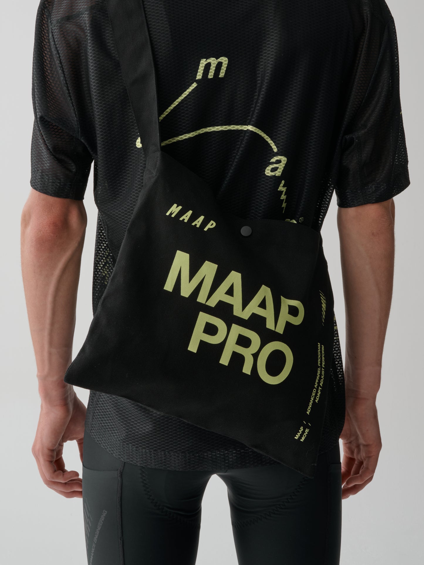 Aerate Musette Black