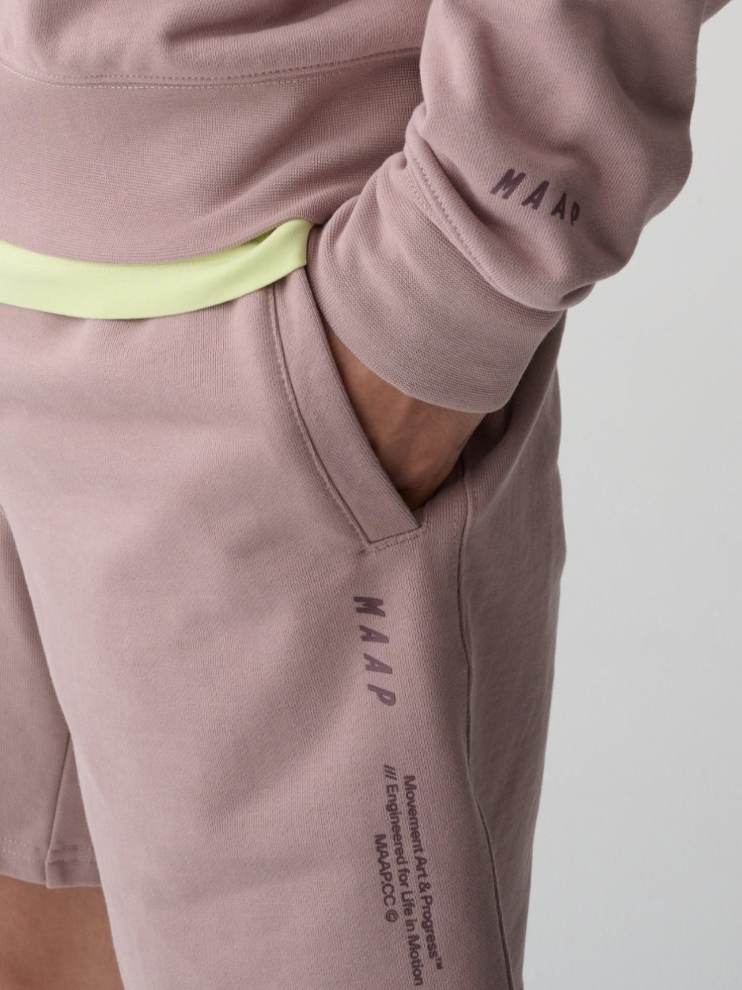 Essentials Print Sweat Short Fawn