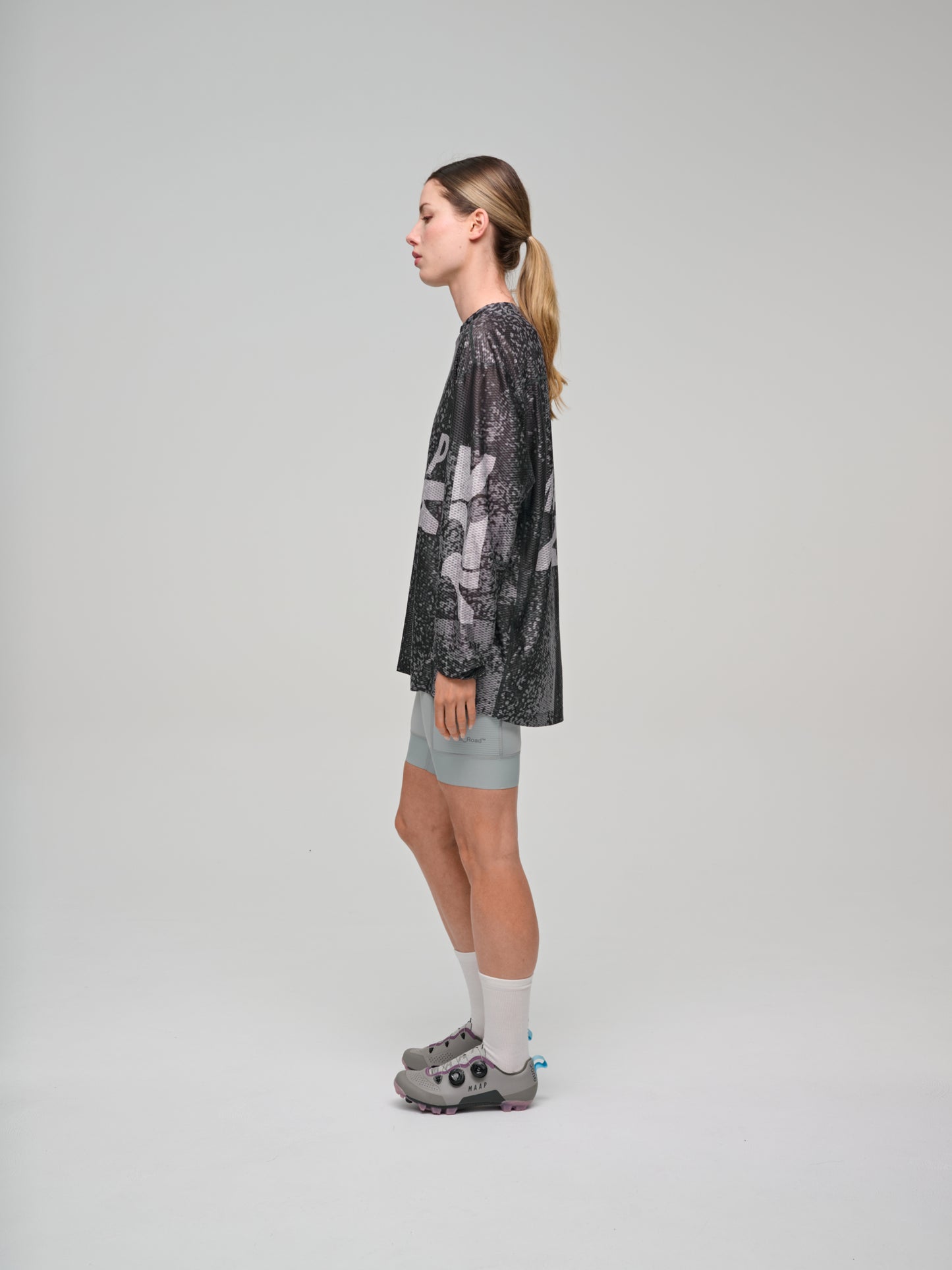 Alt_Road™ Mesh LS Tee Silver/Black