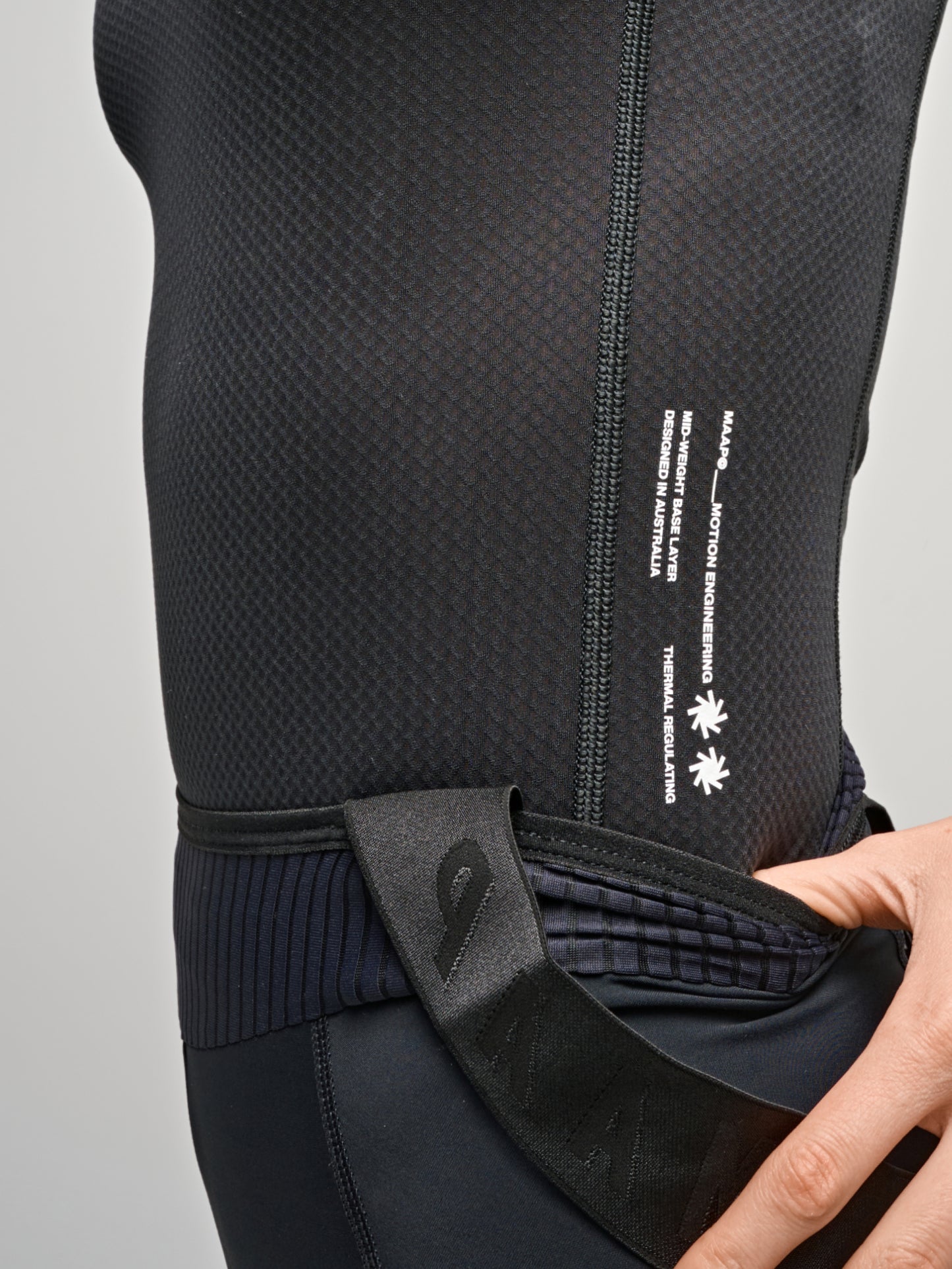 Women's Team Mesh Base Layer Black
