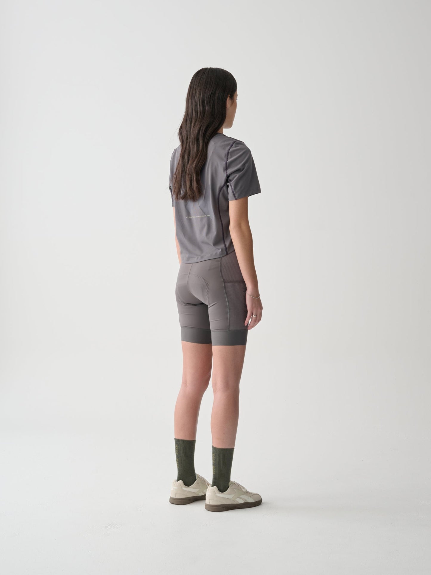 Women's Alt_Road Cropped Tee Monolith