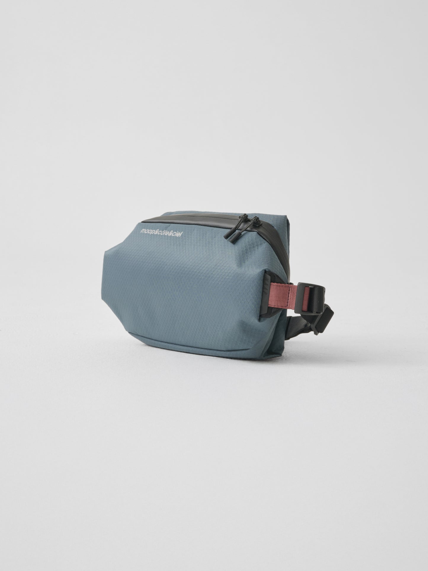 maap&côte&ciel Sling Bag Orion Blue