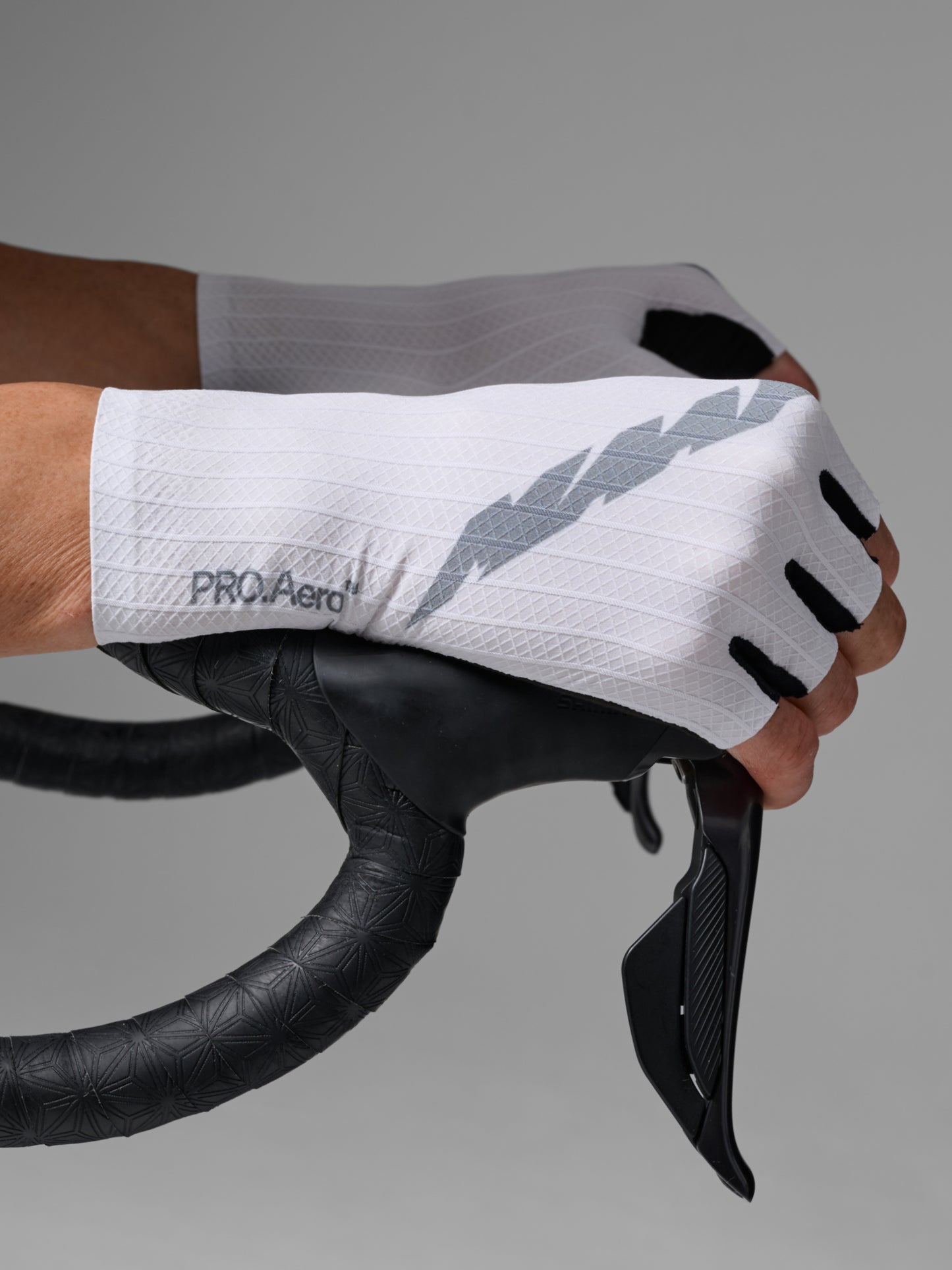 Pro Aero Mitt White
