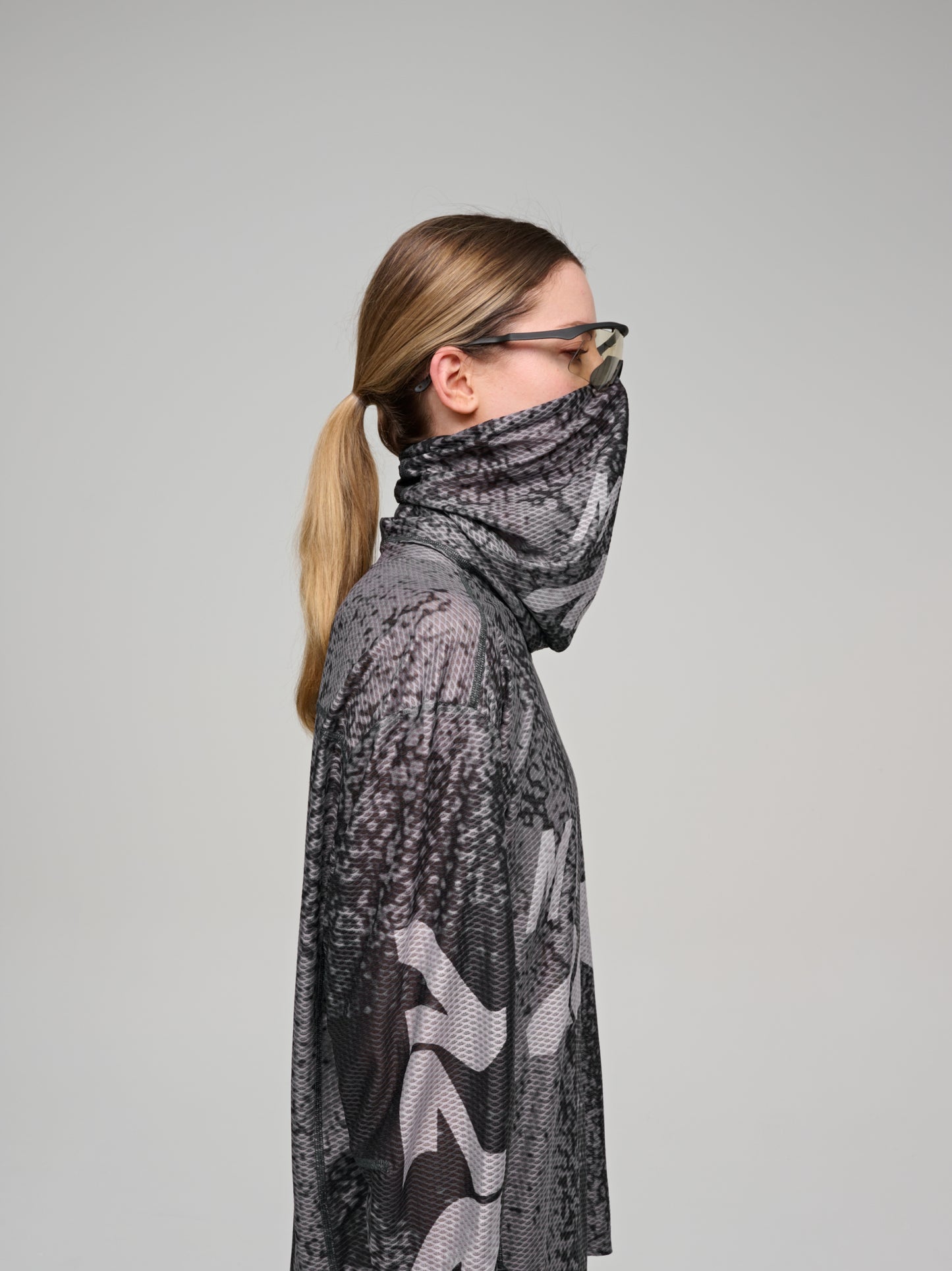 Alt_Road Mesh Summer Neck Warmer Silver/Black